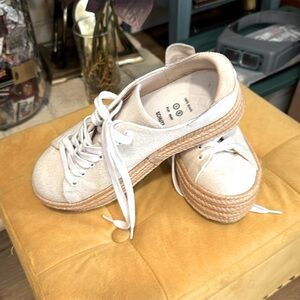 Schutz Clover Sneaker in Natural
